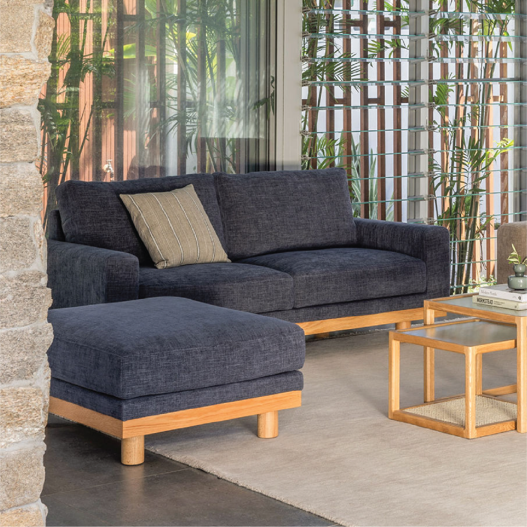 How to Choose the Right Mid-Century Sofa for Your Home