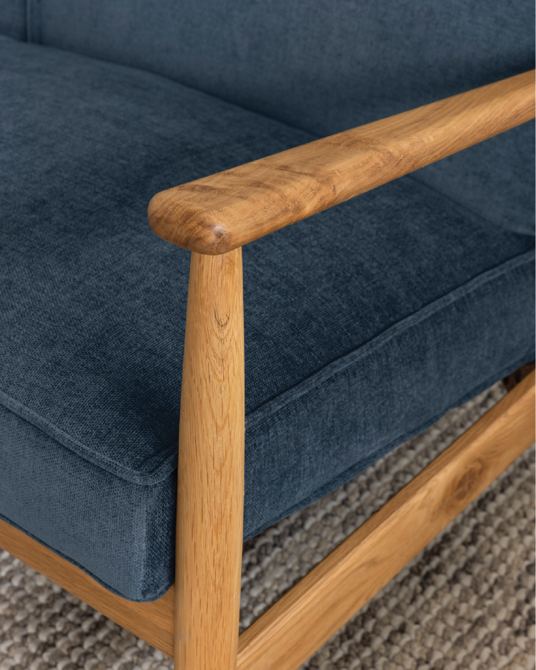 Arna Lounge 2 Seat Sofa