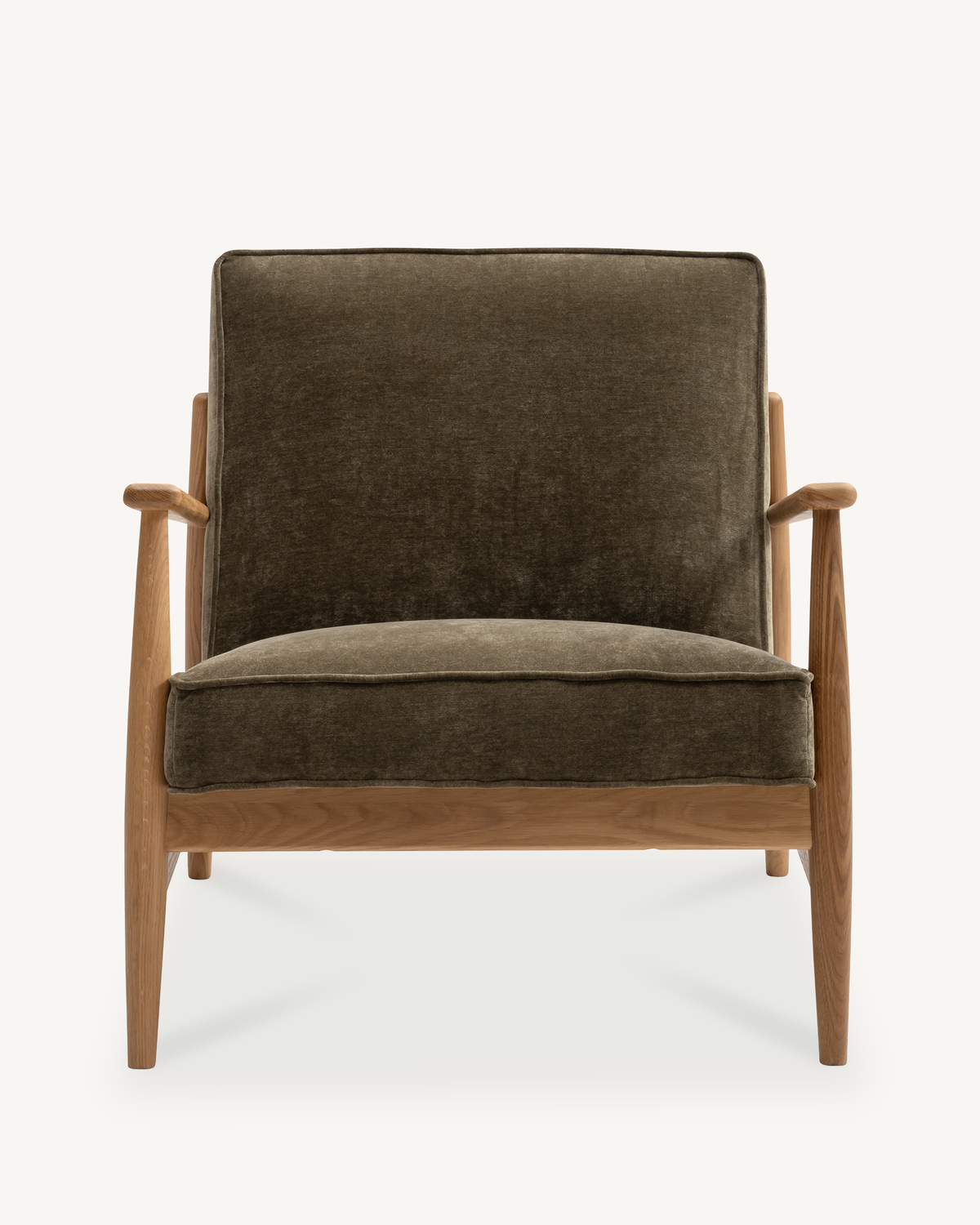 Arna Lounge Chair