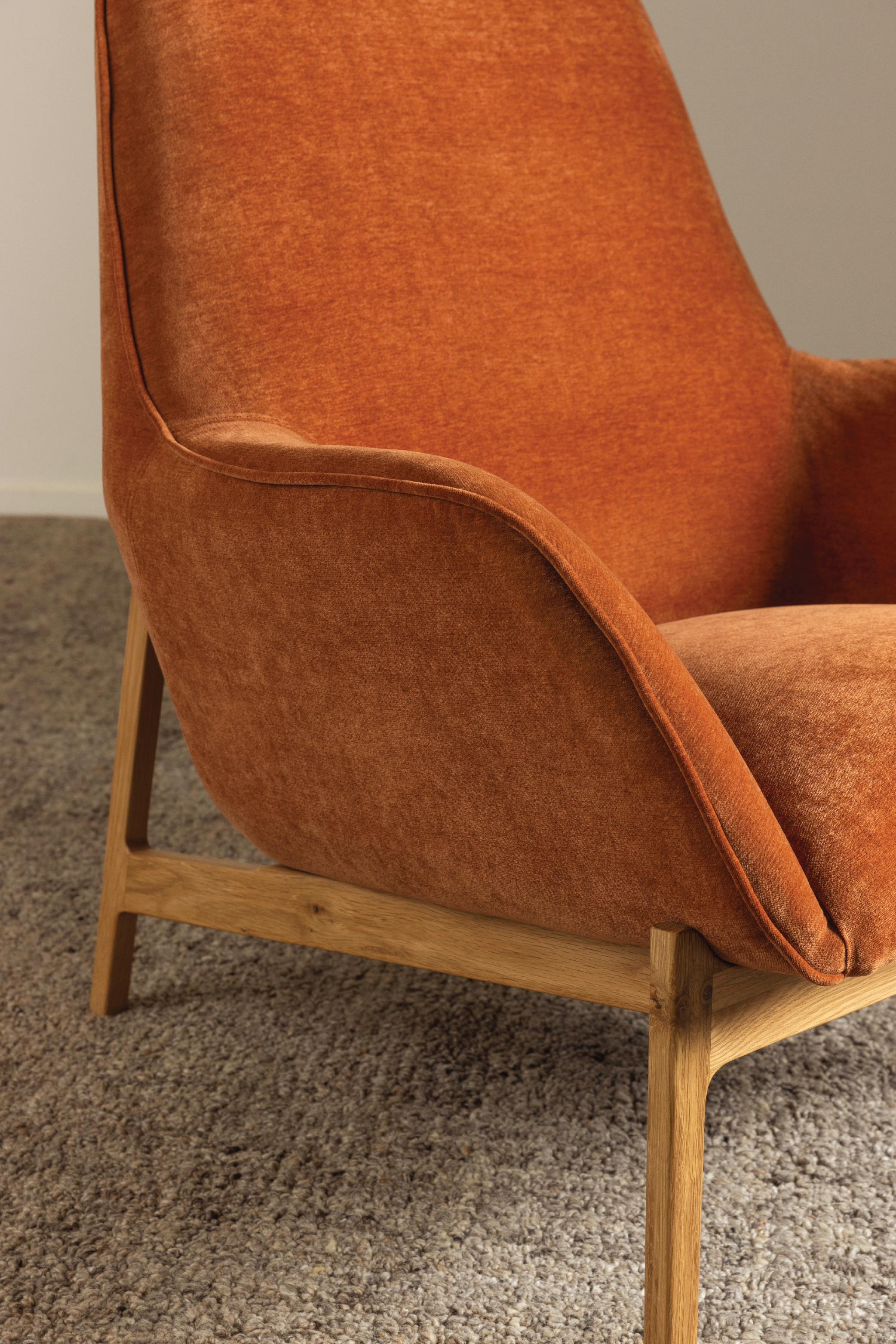 Arna High Back Armchair Rust
