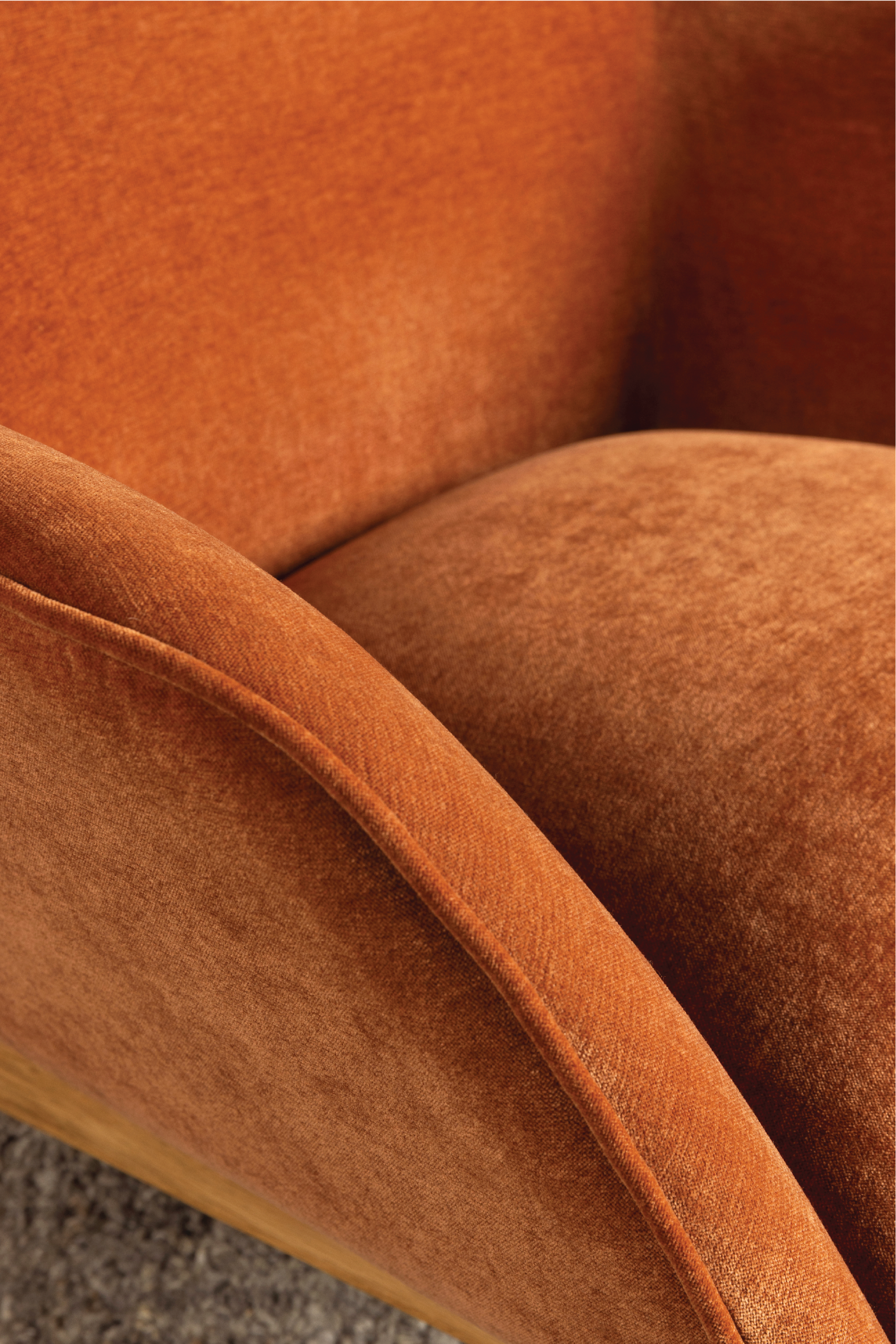 Arna High Back Armchair Rust