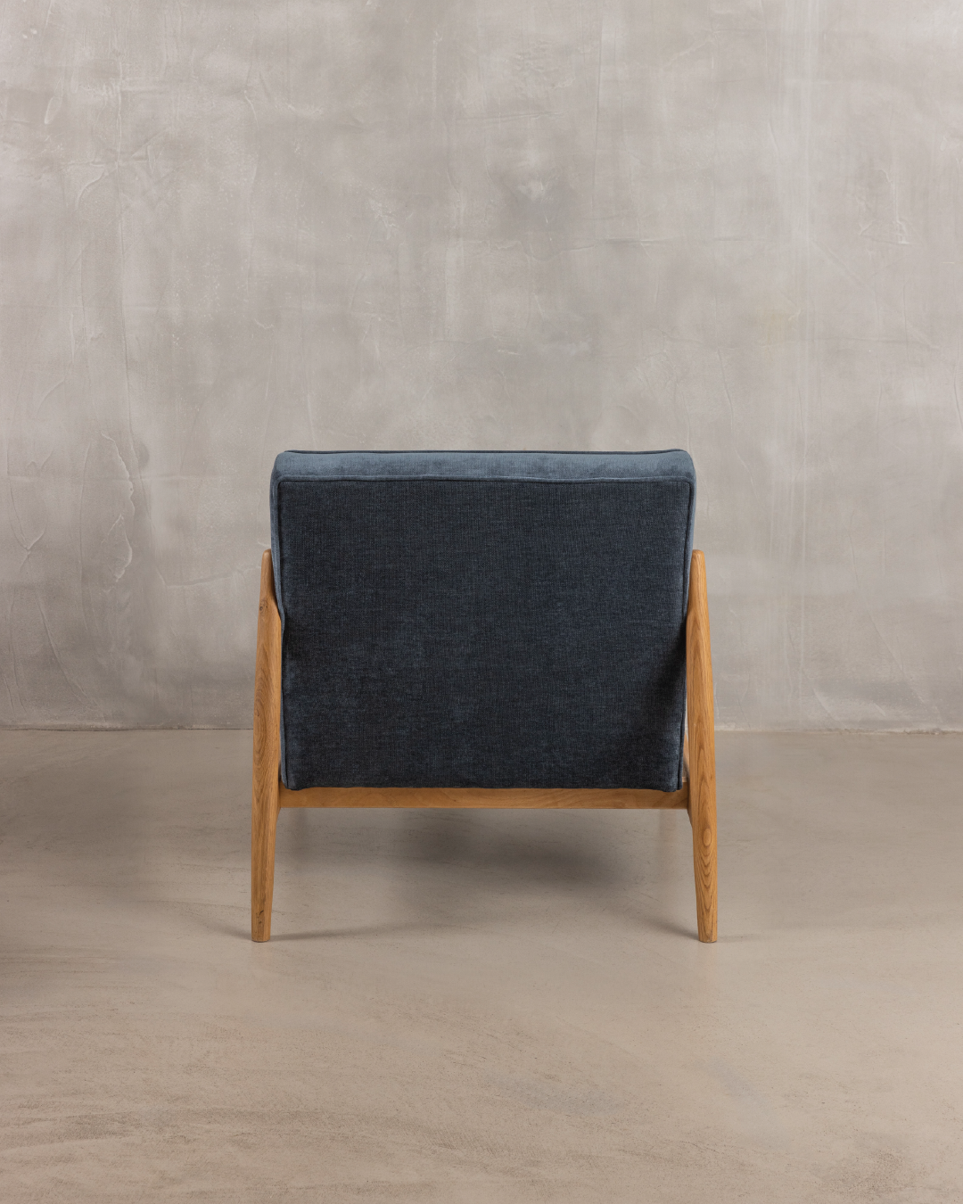 Arna Lounge Chair Baltic Blue