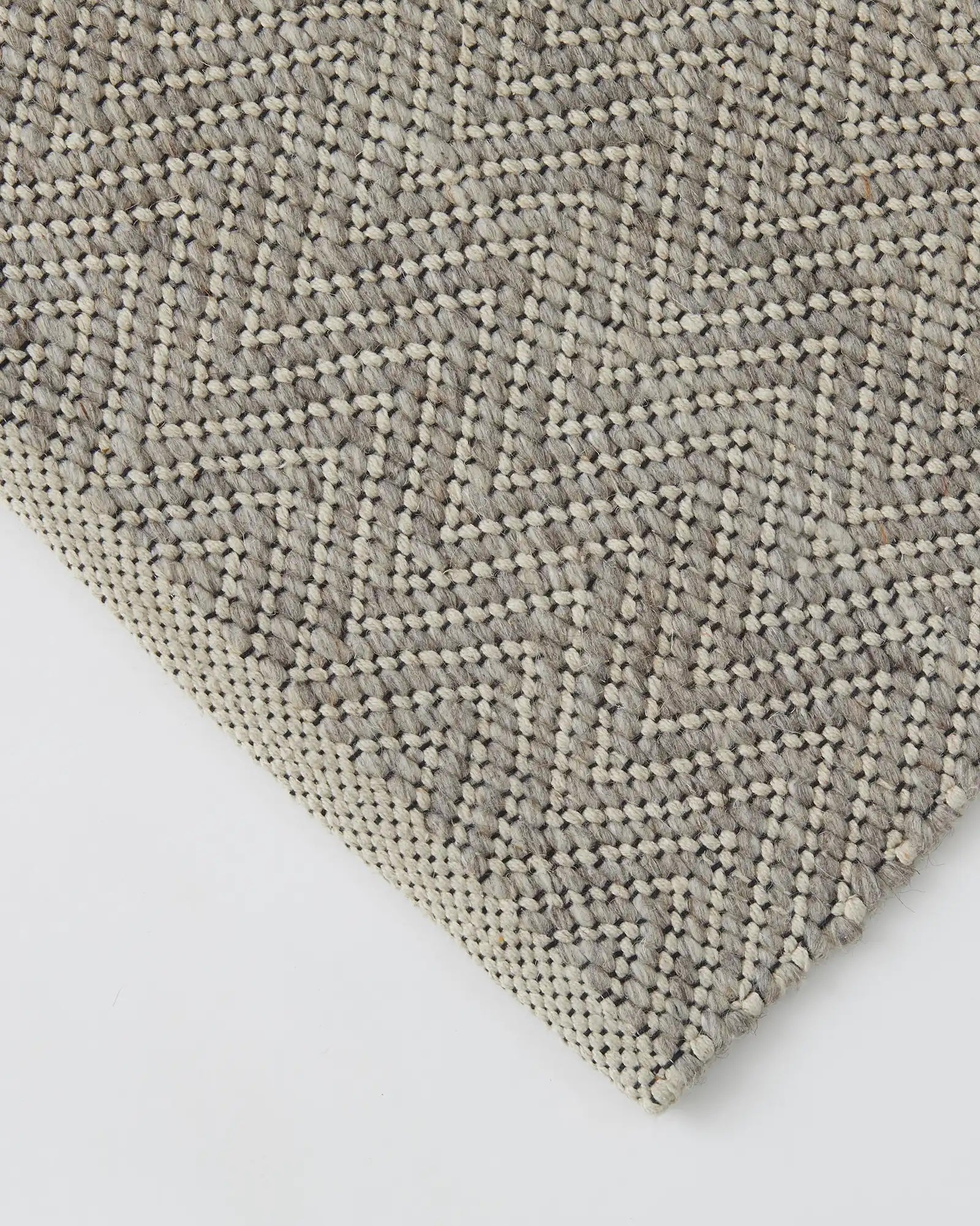 Weave Matterhorn Rug - Basalt