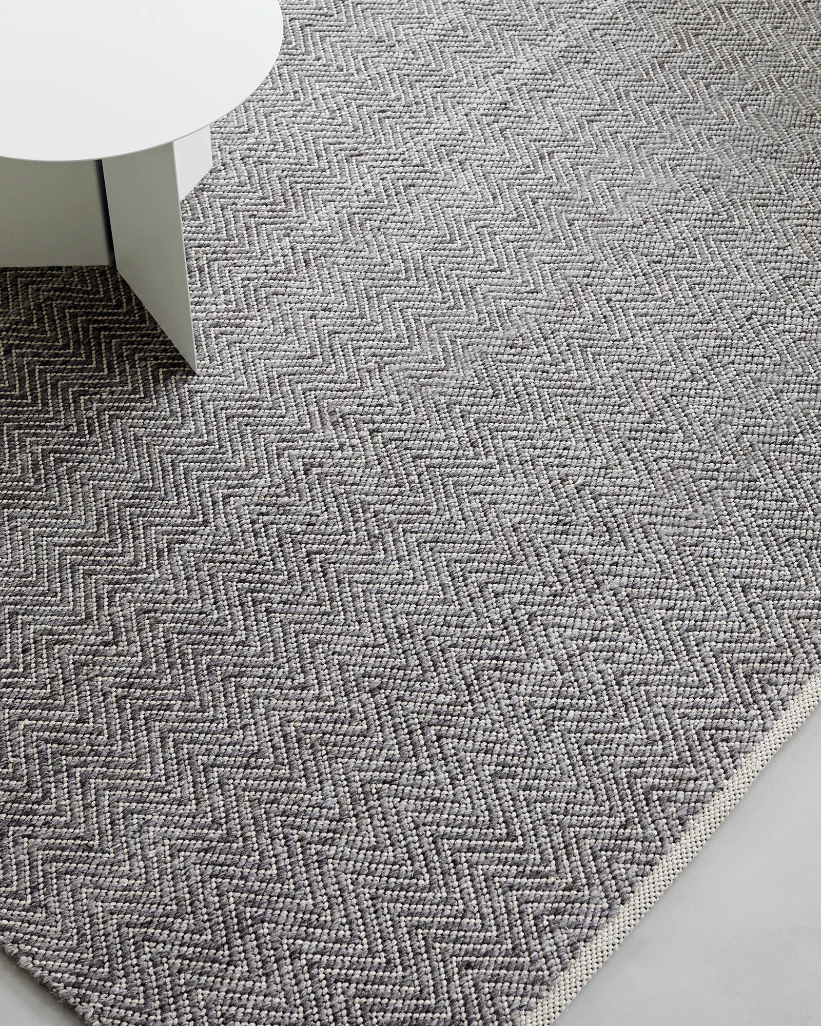 Weave Matterhorn Rug - Tar