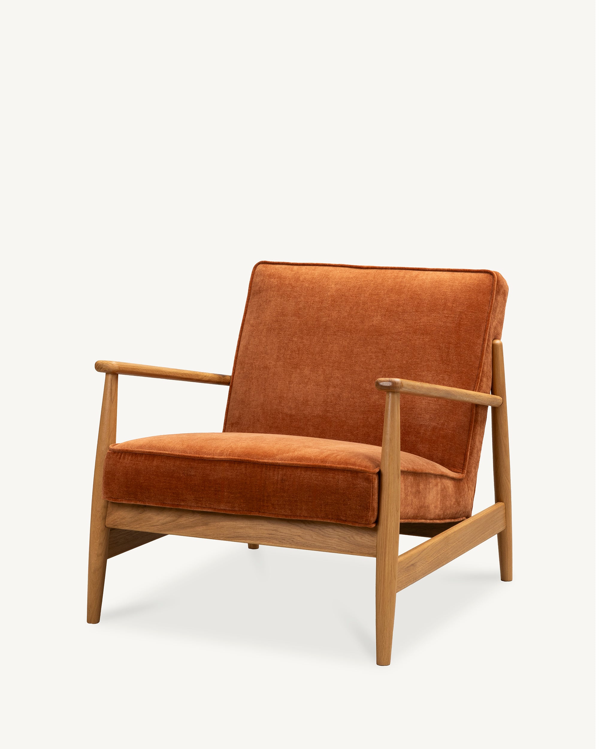 Arna Lounge Chair Rust