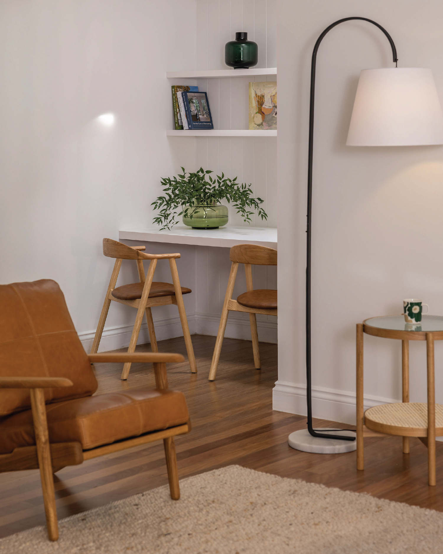 Vara 02 Dining Chair