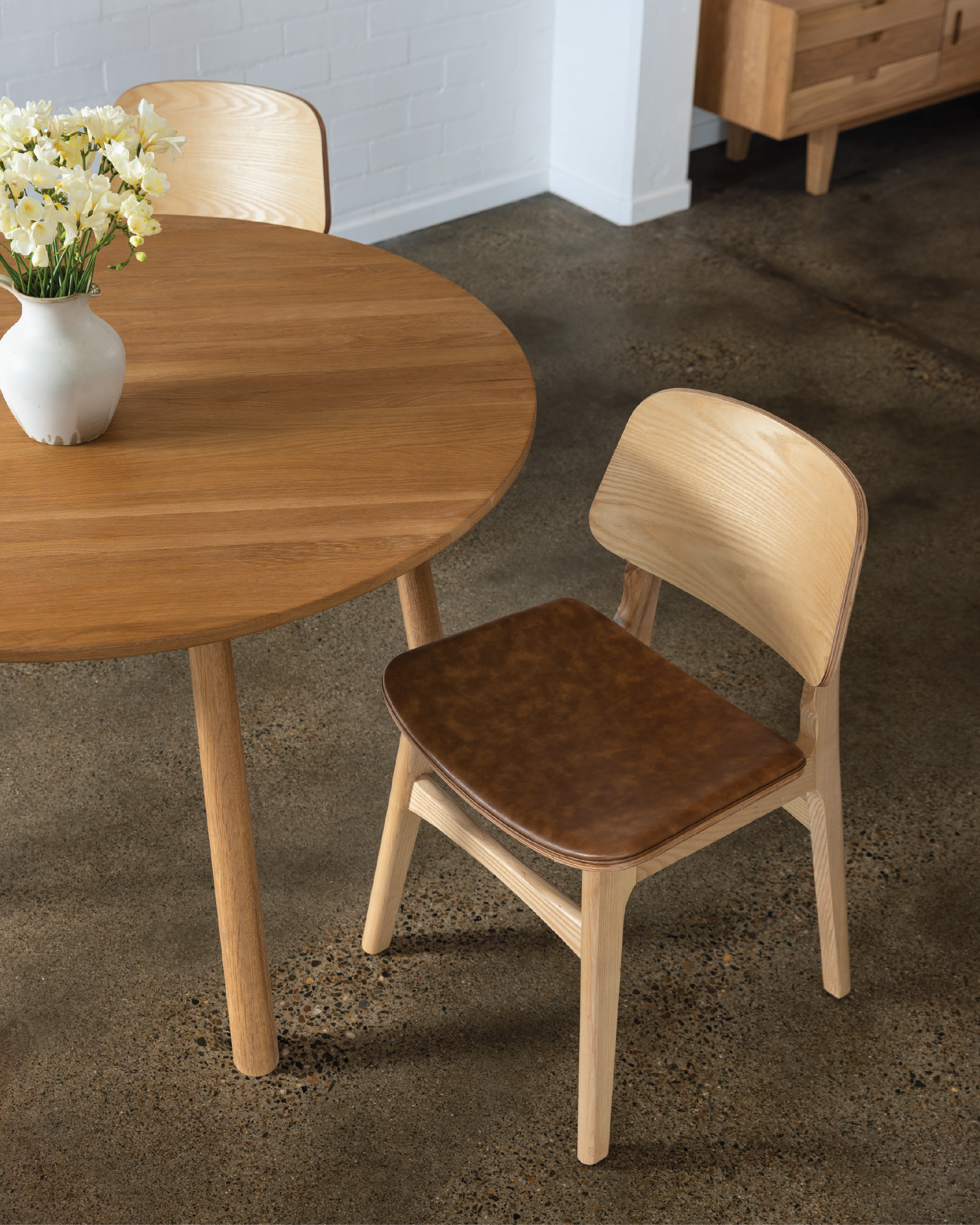 Vara 03 Tan Faux Leather Dining Chair