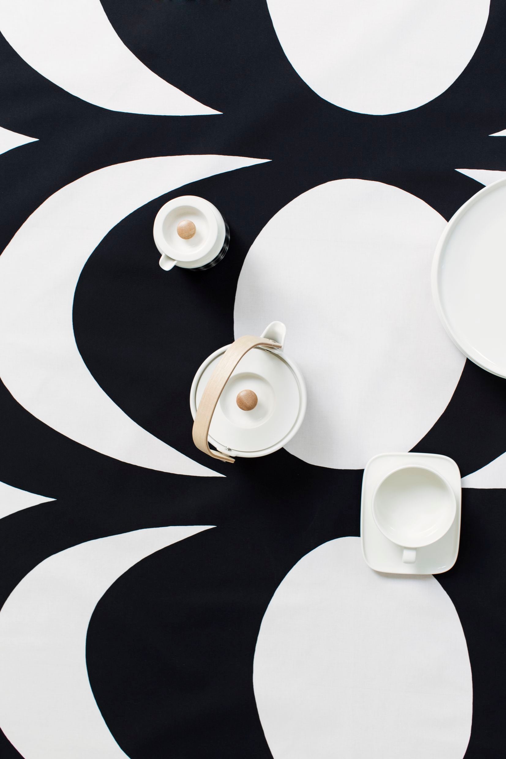 Marimekko Oiva Teapot