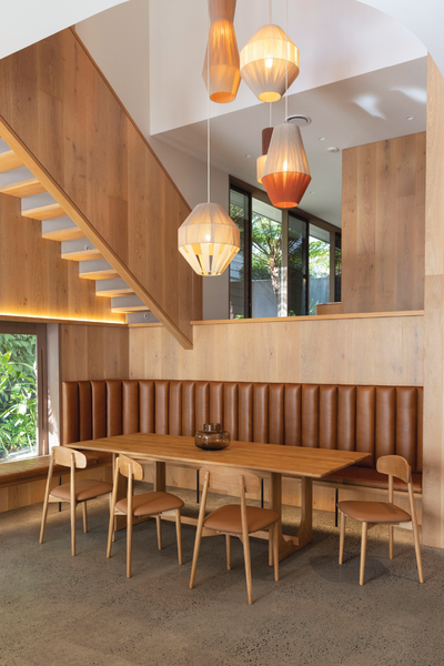 Arke Dining Table