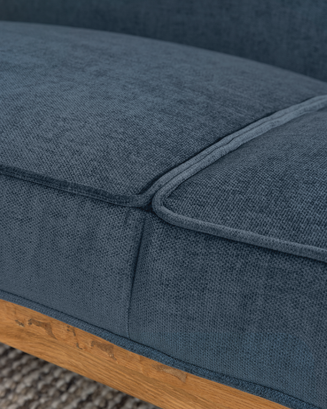 Arna Lounge 2 Seat Sofa