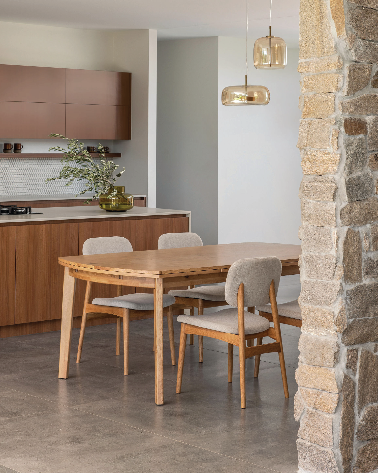 Arna Curve Extendable Dining Table