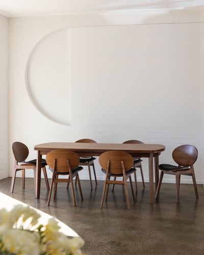 Arna Curve Dining Table Extendable (Walnut)