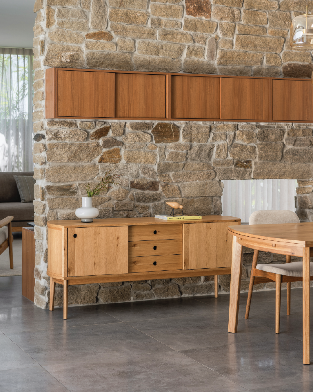 Arna Curve Sideboard