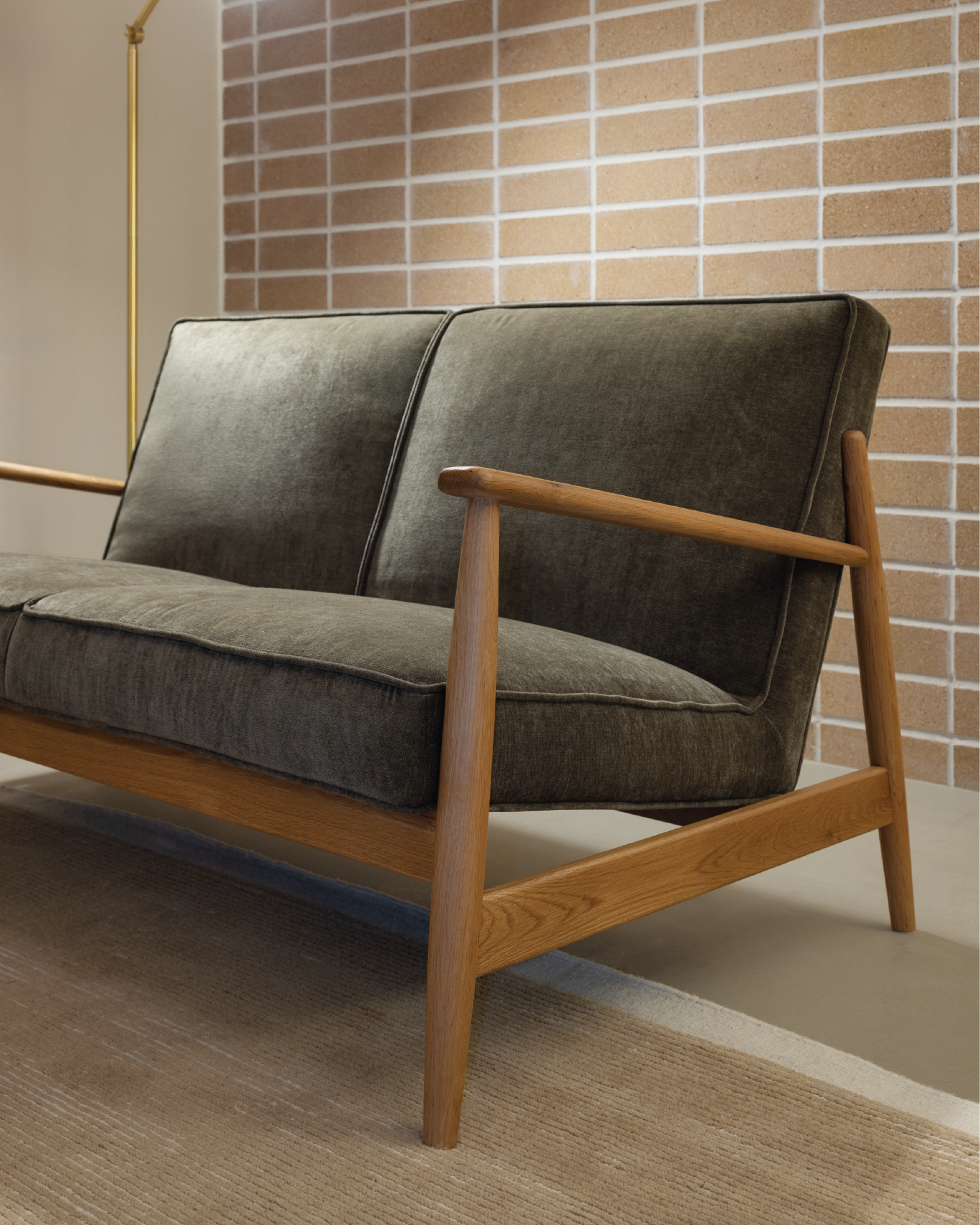 Arna Lounge 2 Seat Sofa