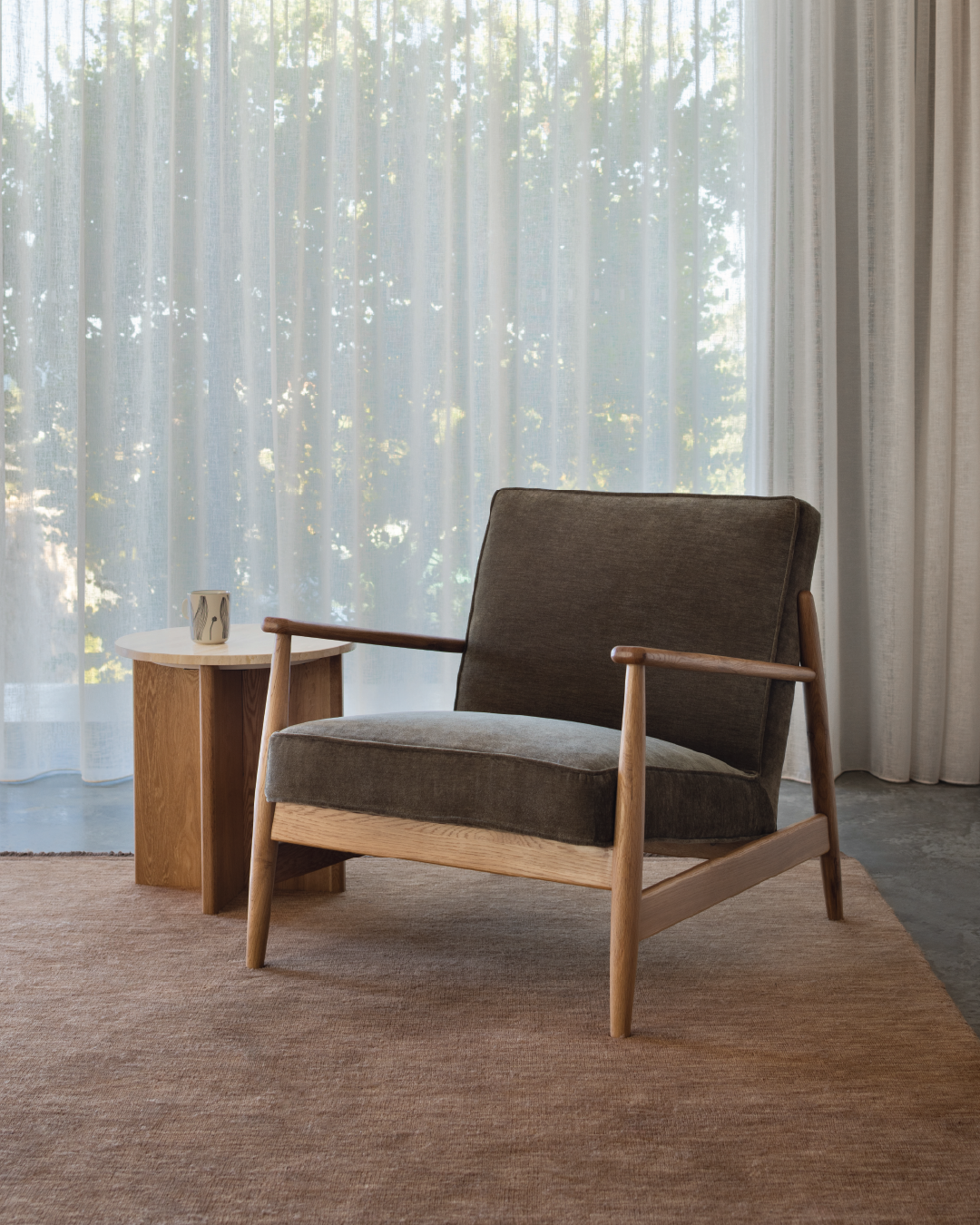 Arna Lounge Chair - Olive