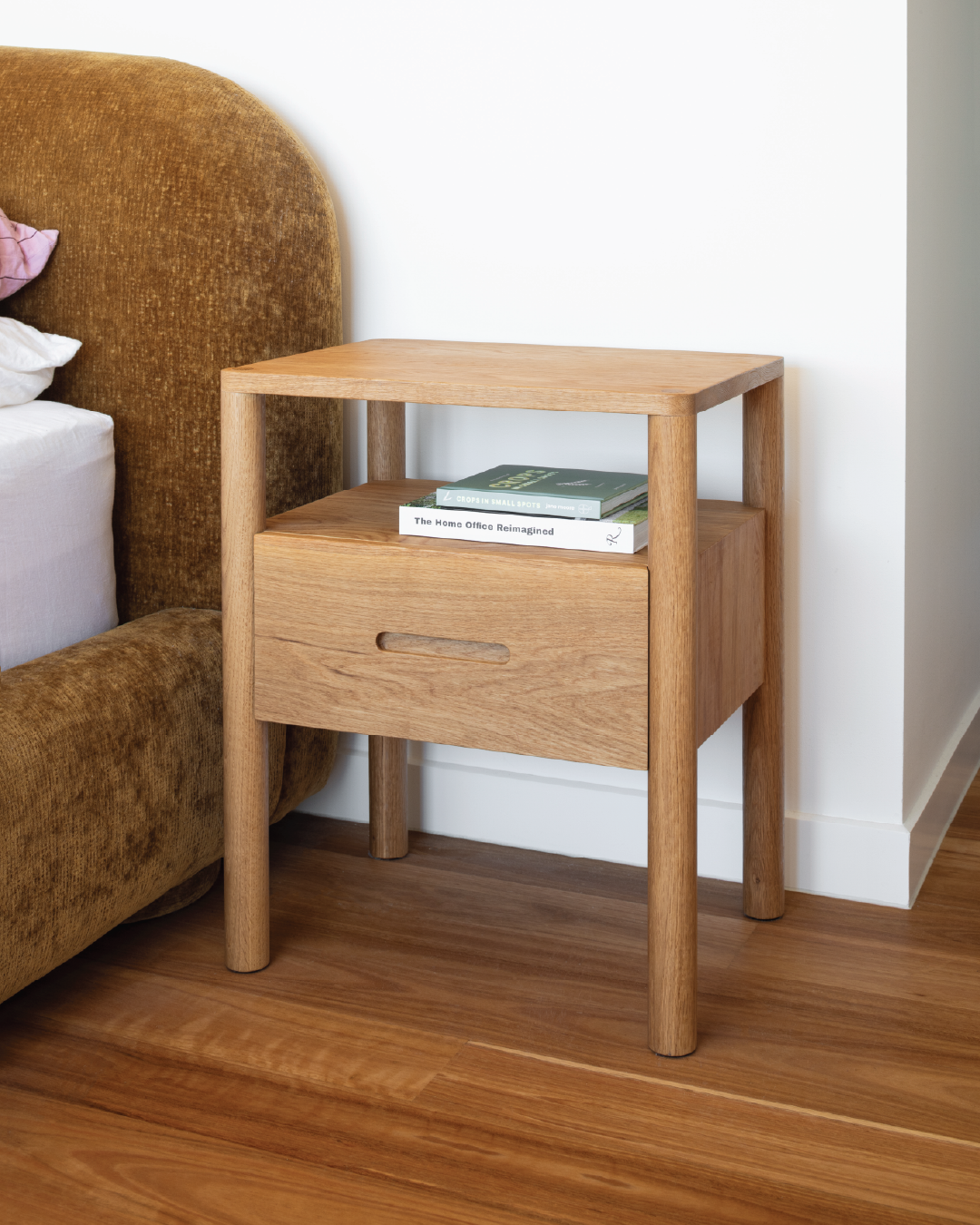 Metsa 01 Night Stand