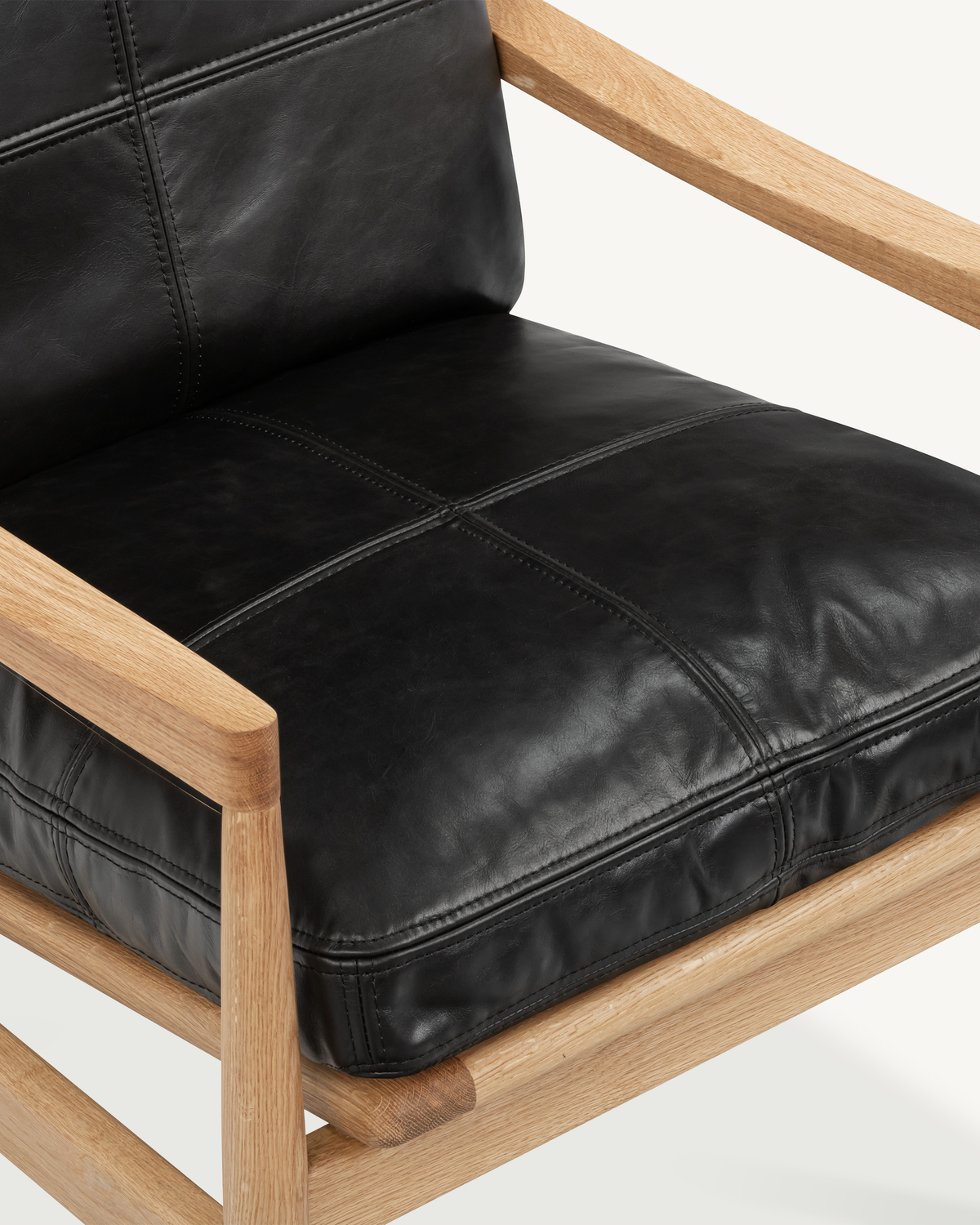 Den Armchair - Oak & Leather