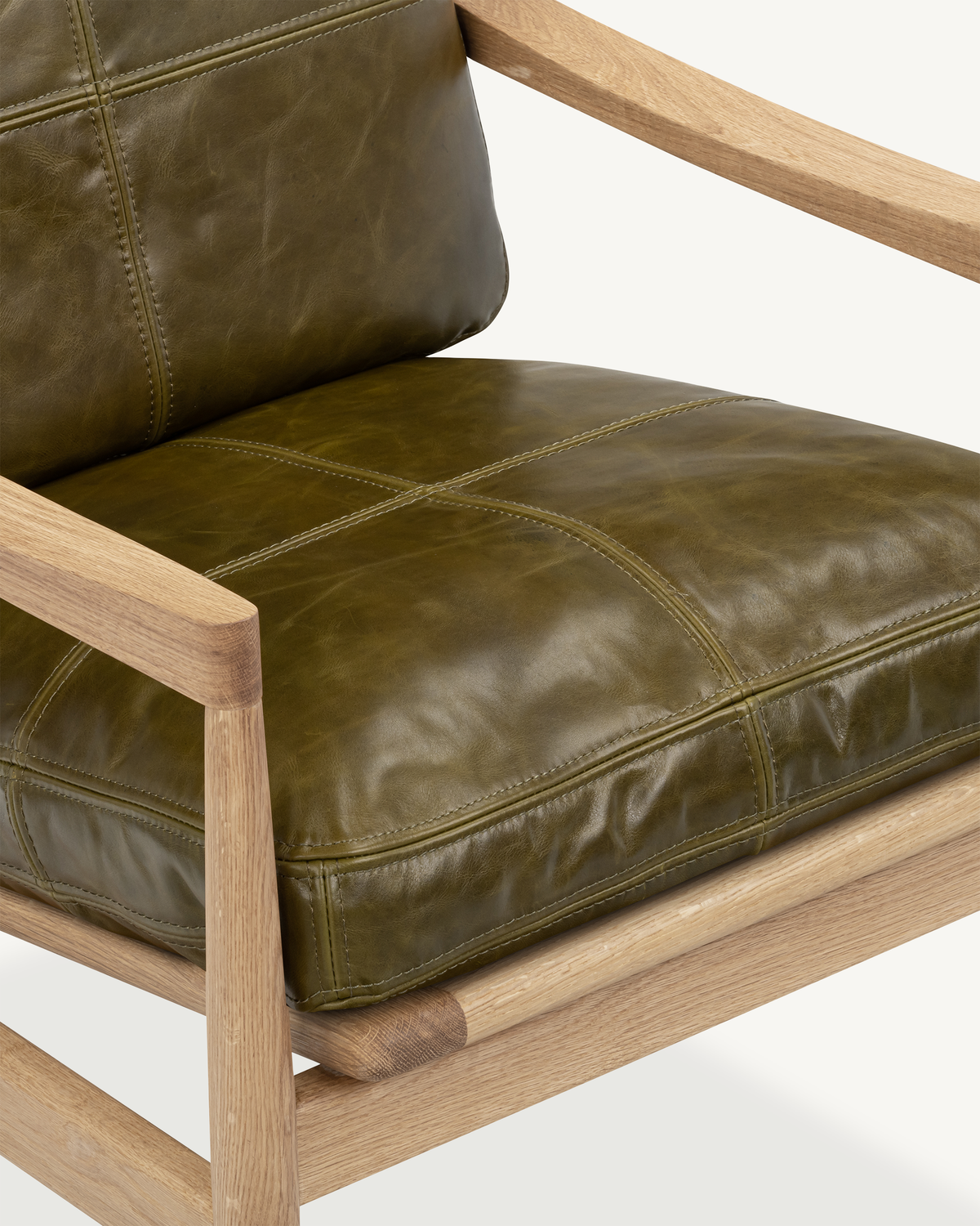 Den Armchair - Oak & Leather
