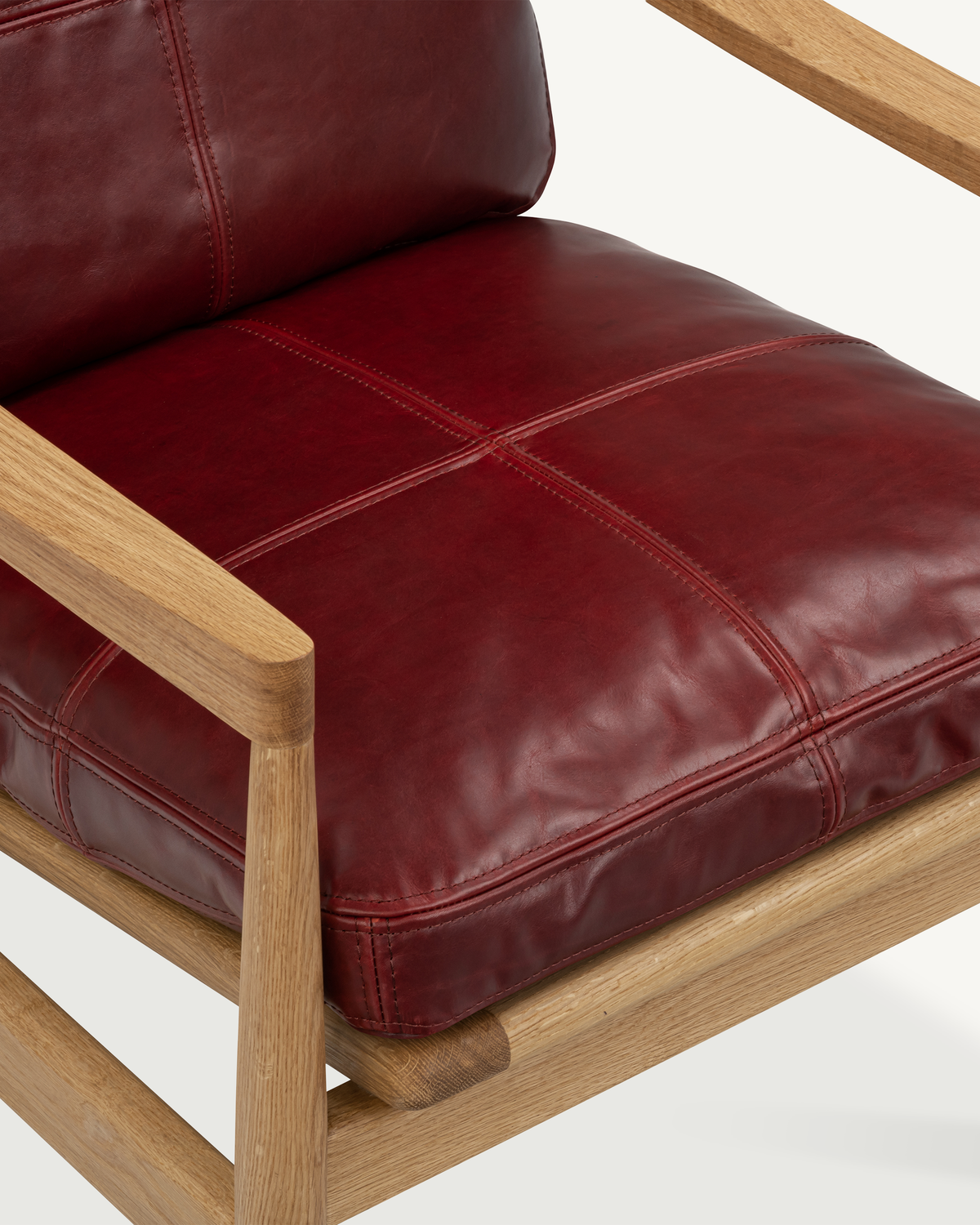 Den Armchair - Oak & Leather