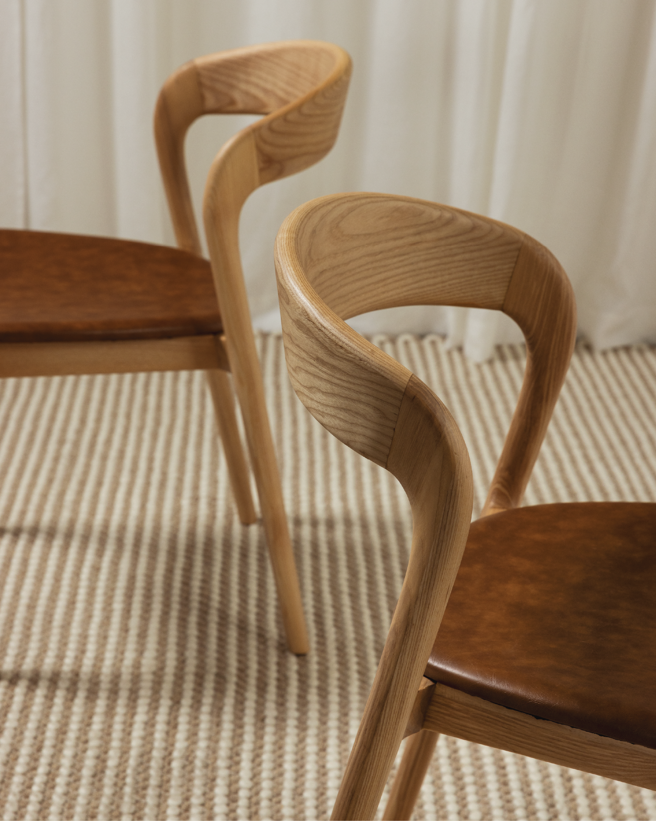 Vara 01 Ash Tan Faux Leather Dining Chair