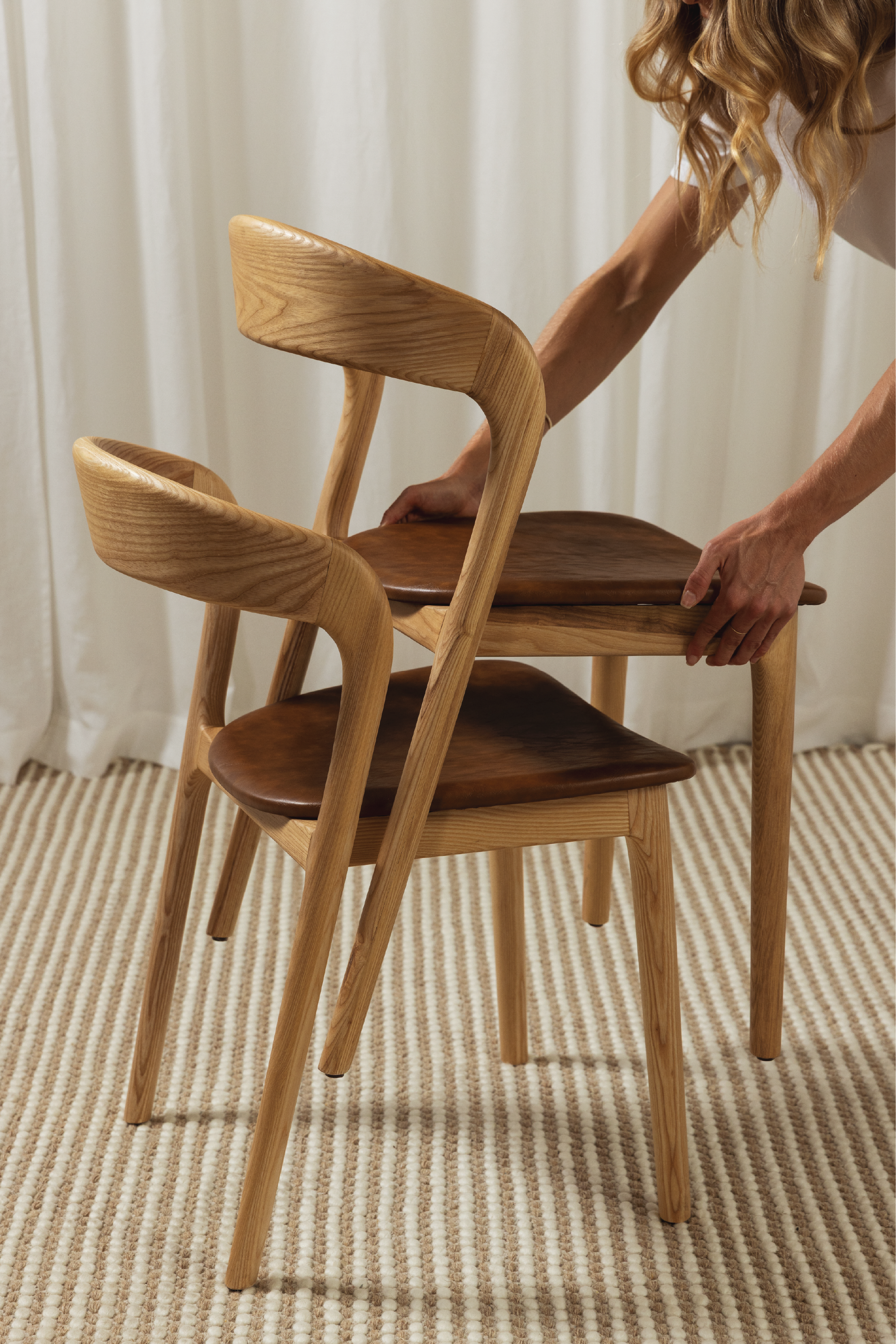 Vara 01 Ash Tan Faux Leather Dining Chair