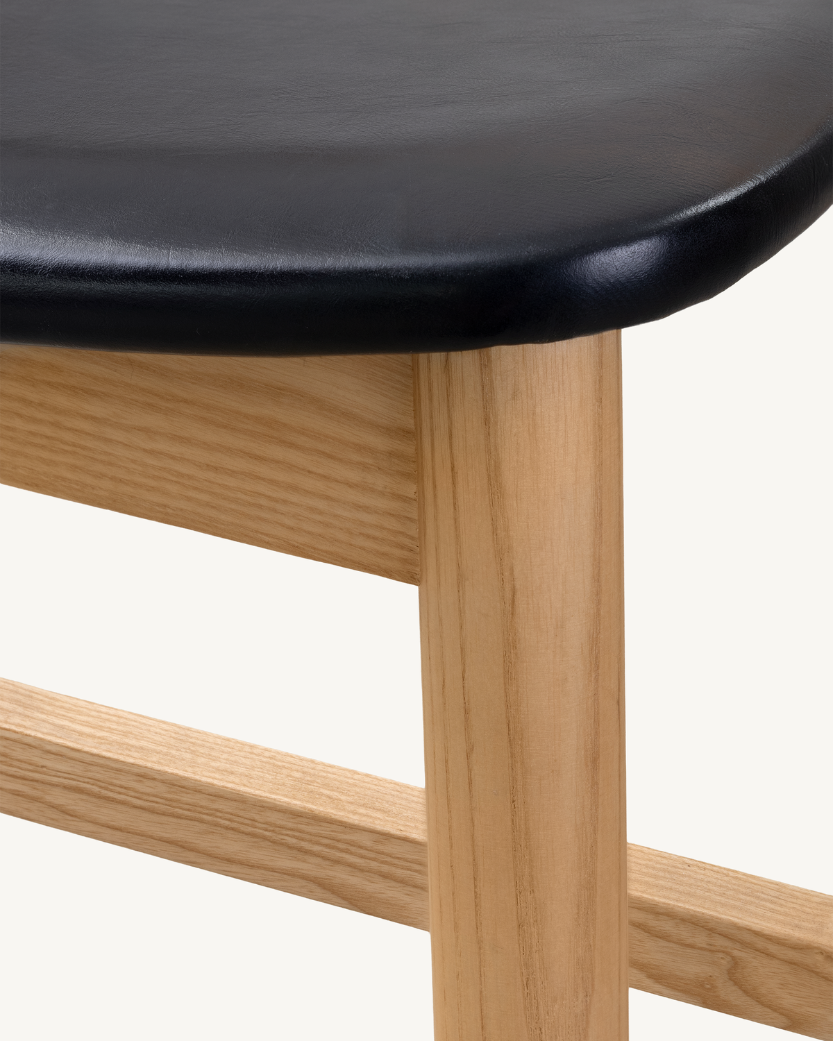 Vara 01 Counter Stool