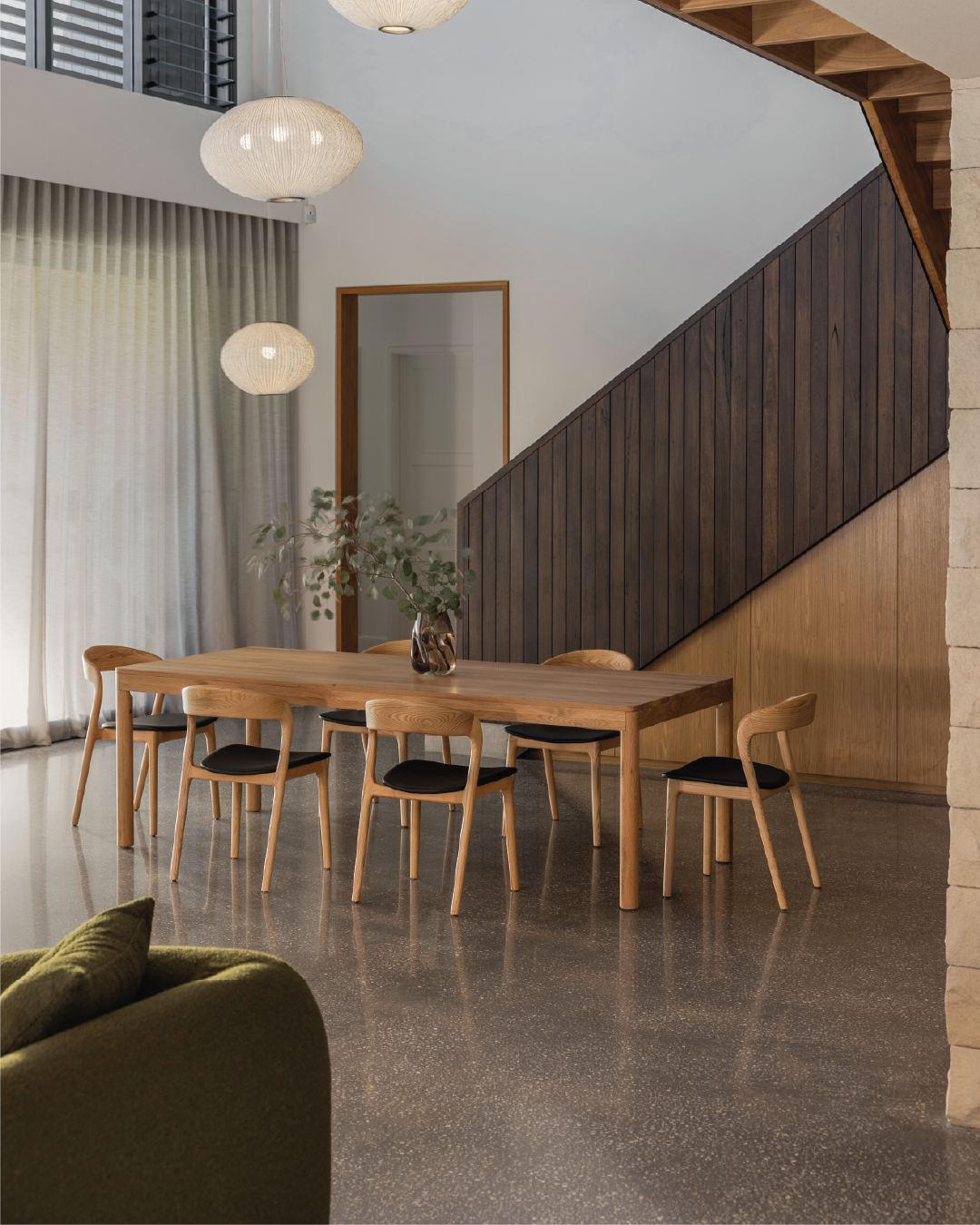 Vara 01 Dining Chair