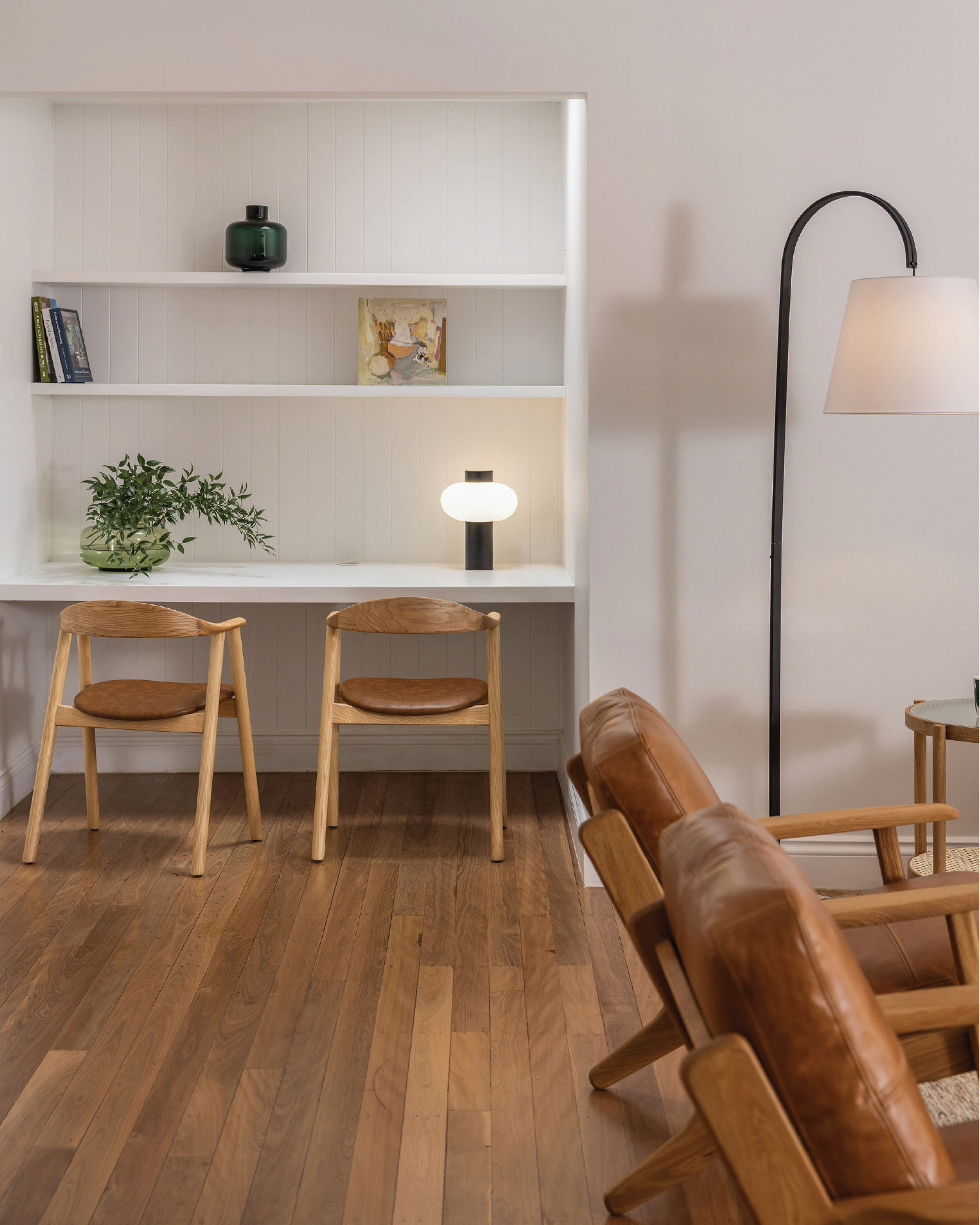 Vara 02 Dining Chair