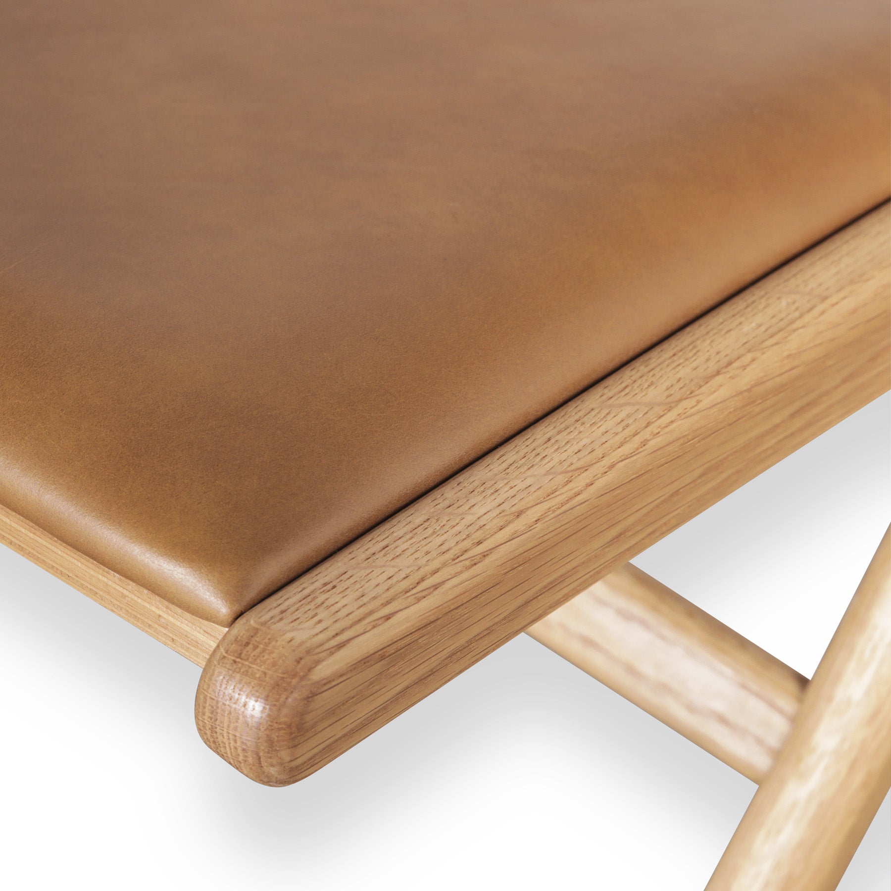 Arna 03 Camel Leather Lounge Chair