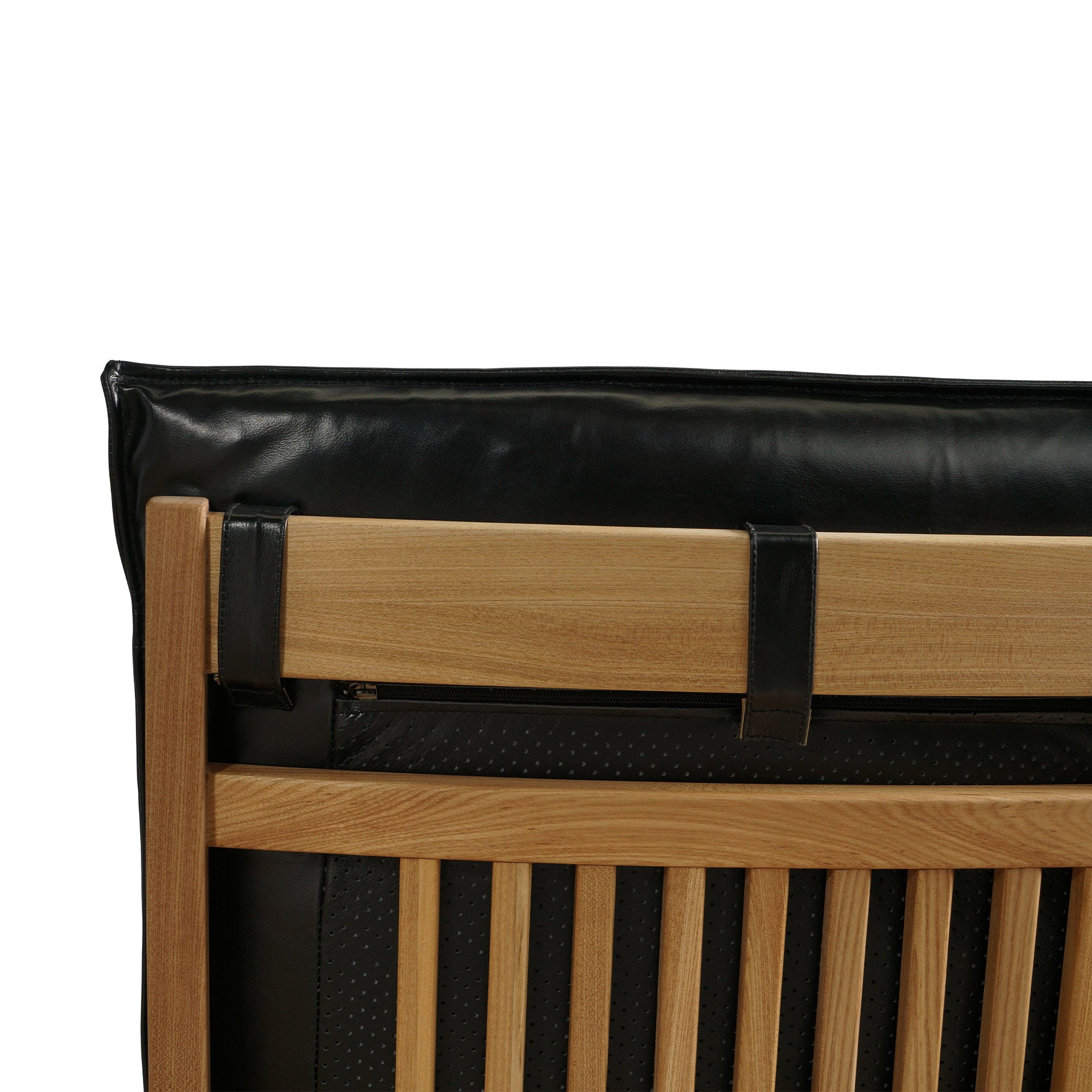 Nord Black Leather Lounge Chair